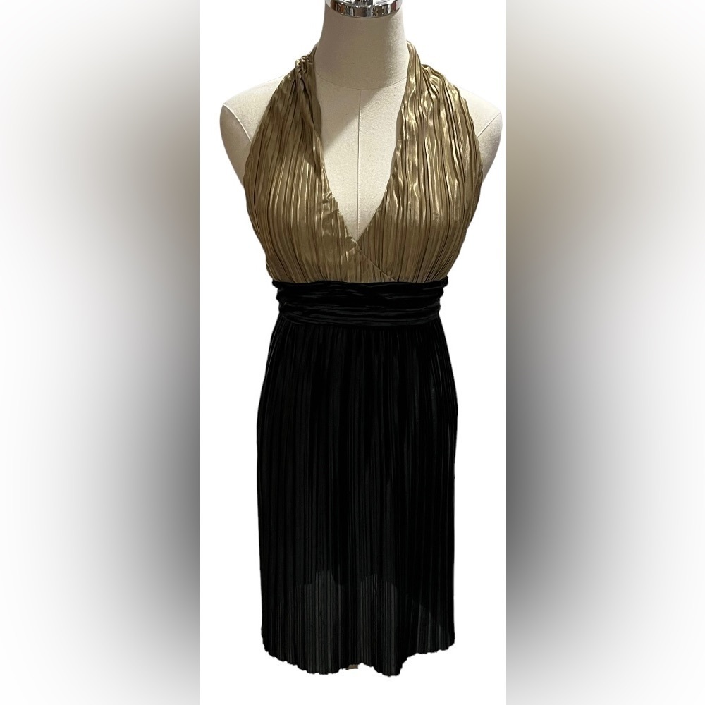 STELLA & JAMIE NEW NWT Black and Champagne Pleated Halter Open Back Dress Small